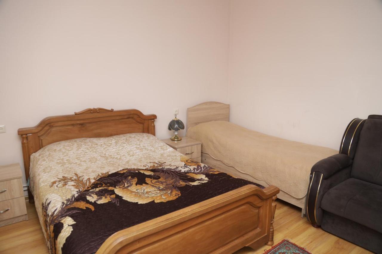 Hayi Tun Guest House 고리스 외부 사진